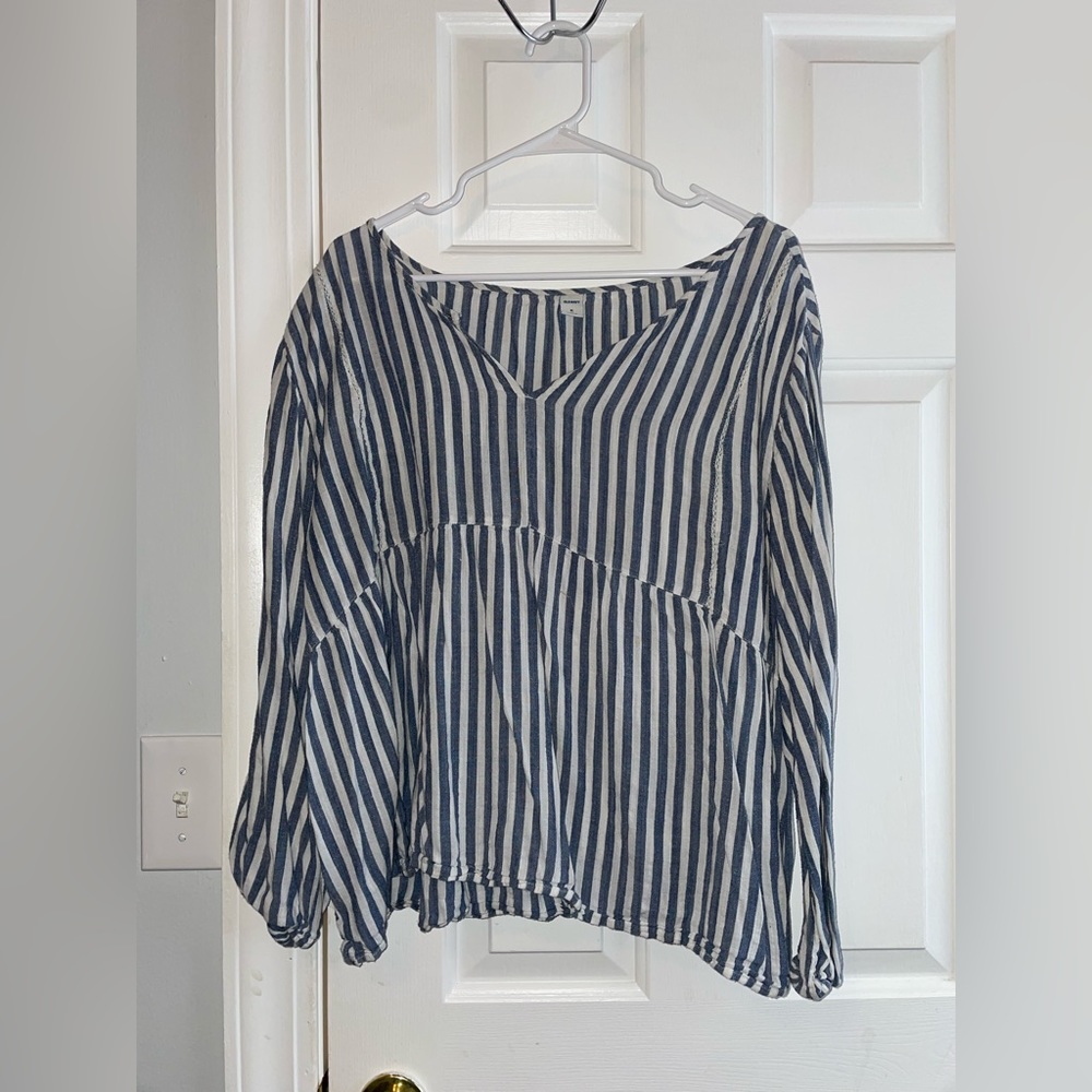 OLD NAVY STRIPPED BLOUSE